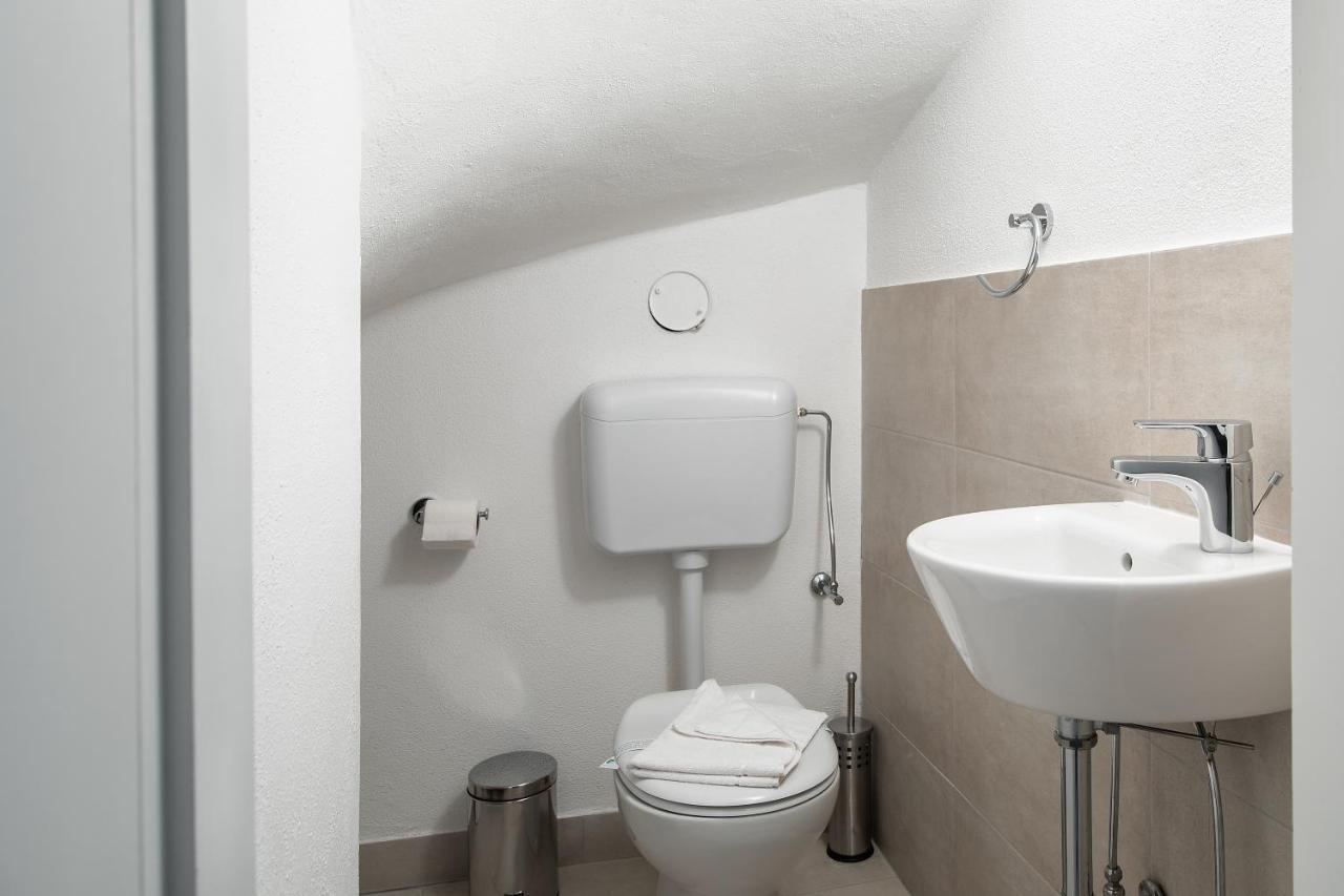 Rose Apartment By Quokka 360 - Refined Two-Bedroom Apartment With Garden Lugano Exterior photo
